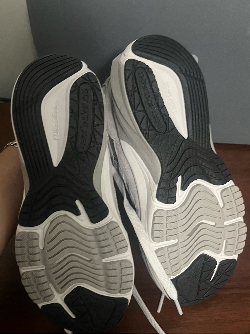 New Balance 990 Light Gray and White Running Shoe - Picture 5 of 13